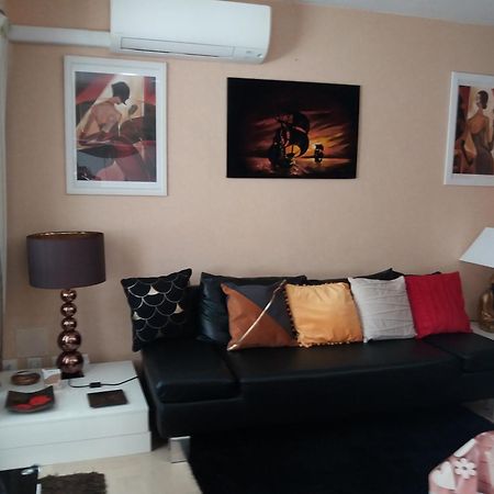קאן Lovely Apartments With Terrace מראה חיצוני תמונה